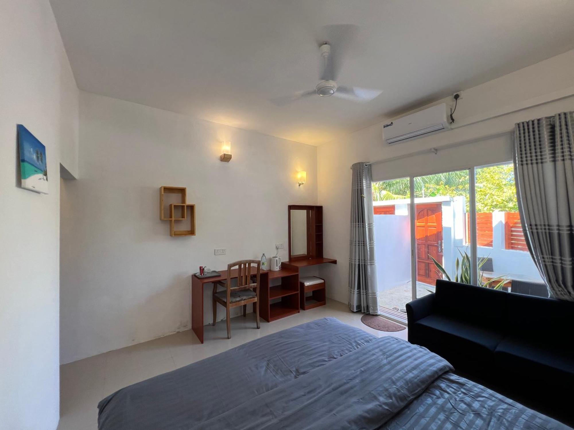 The Wave Dhigurah Hotel ดิห์กูราห์ ภายนอก รูปภาพ