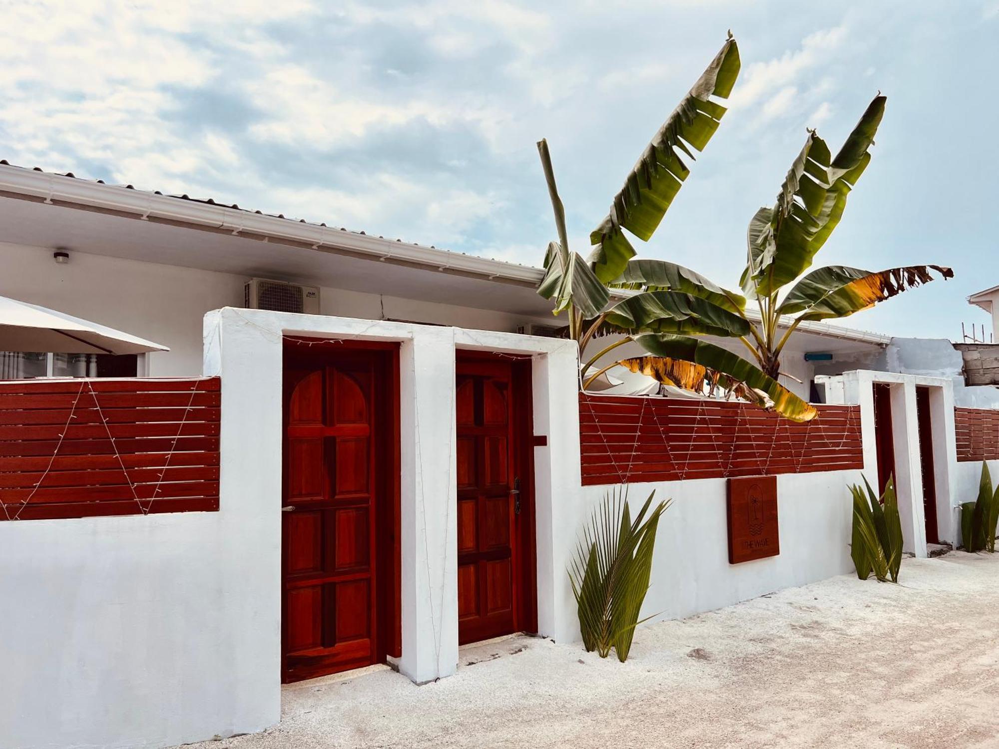 The Wave Dhigurah Hotel ดิห์กูราห์ ภายนอก รูปภาพ